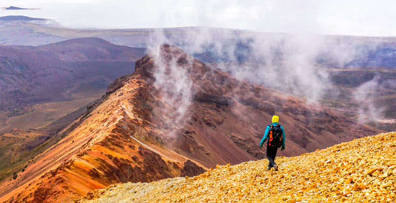 Realizar trekking en Bolivia